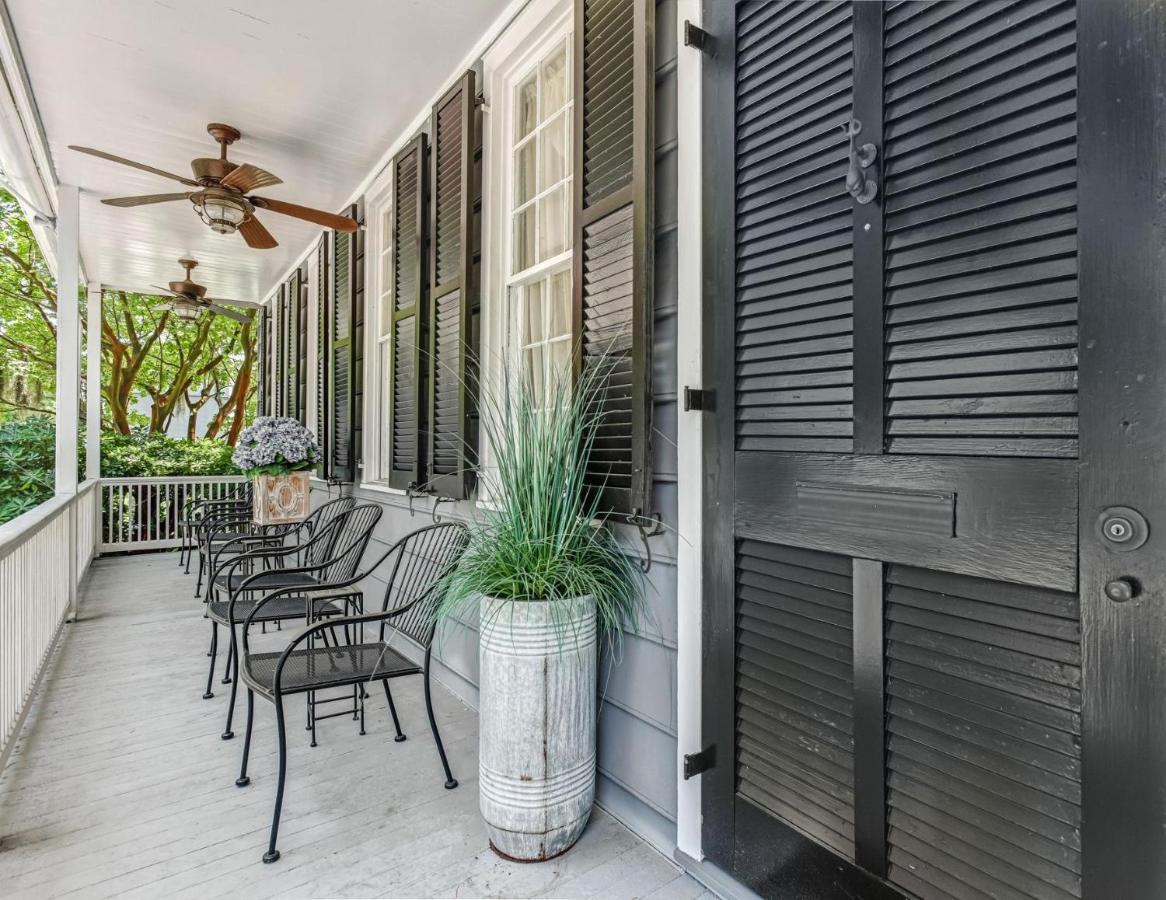 Spanish Moss Inn Savannah Exterior photo